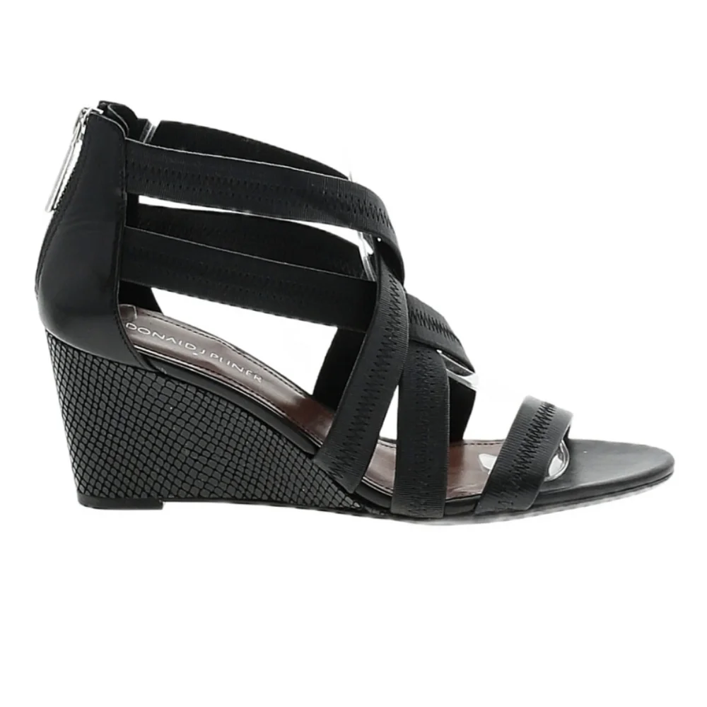Donald J. Pilner Jemi Black Wedge Heel Criss Cross Sandals Pumps Heels sz 7.5M